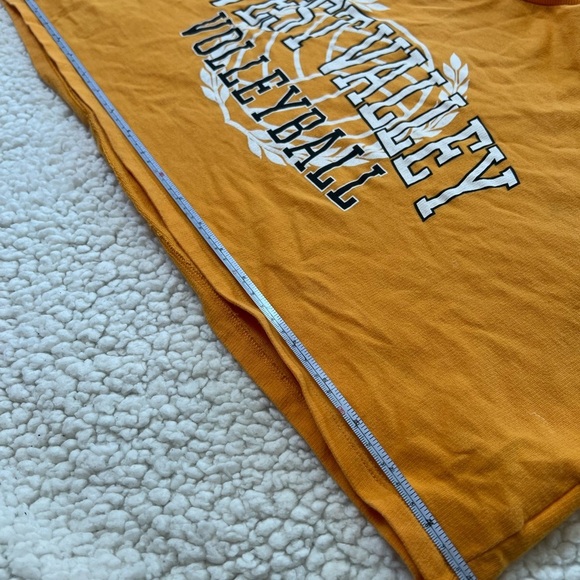 H&M VolleyBall  Cropped Sweatshirt - Picture 6 of 8